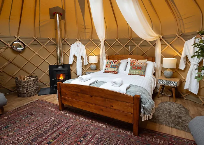 Yurtshire Eavestone - Willow * Ripon