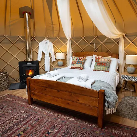 Yurtshire Eavestone - Willow * Ripon